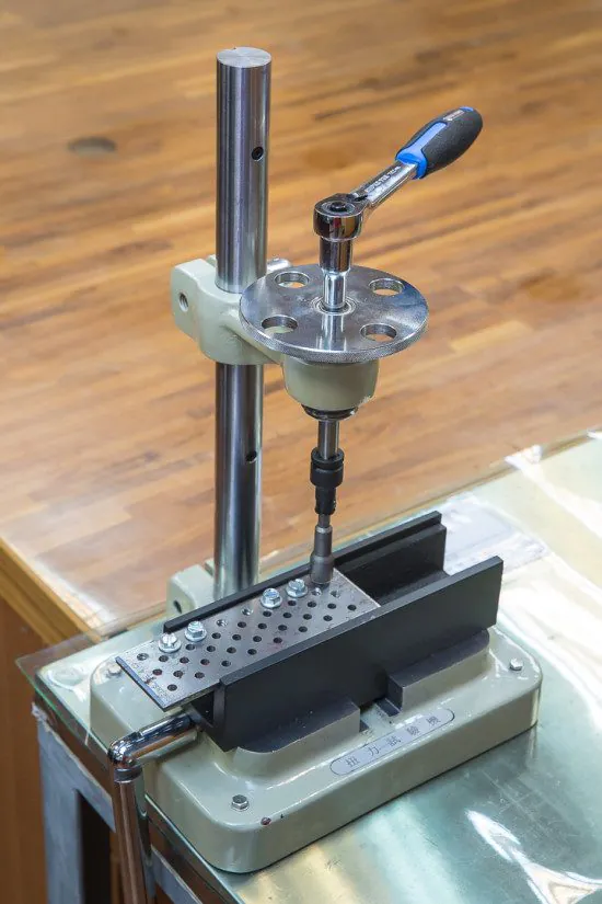 （主图） drilling screws torgue wrench 扭力测试